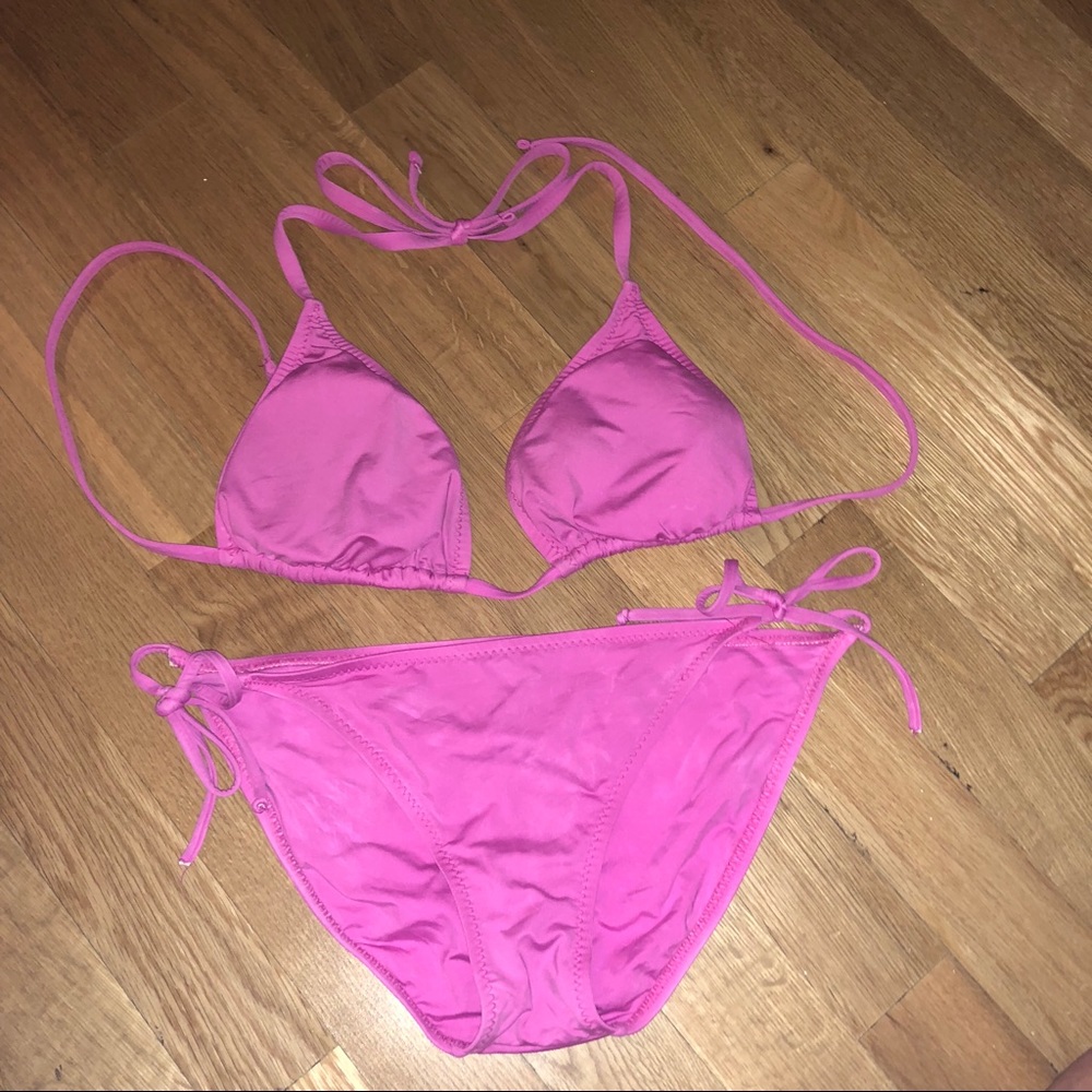 Becca bikini (L bottom D top)